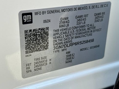 Used 2024 Chevrolet Equinox EV LT FWD image 51