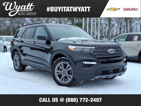 Used 2023 Ford Explorer XLT w/ Equipment Group 202A image 1