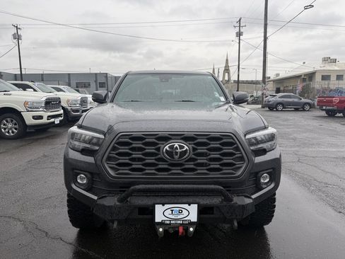 Used 2023 Toyota Tacoma TRD Off-Road w/ Technology Package image 8