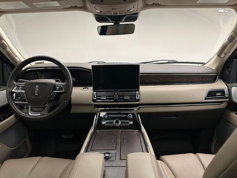 Used 2023 Lincoln Navigator L Reserve AWD/4WD image 13