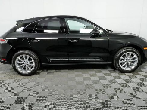 Certified 2026 Porsche Macan AWD/4WD image 29