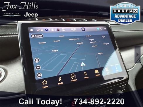 Used 2024 Jeep Grand Cherokee Limited image 20