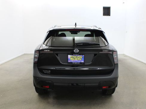 New 2026 Nissan Kicks SV image 4