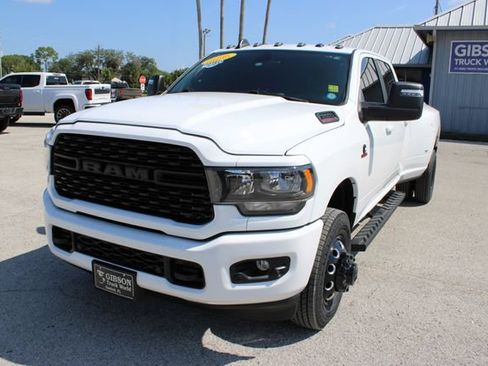 Used 2024 RAM 3500 Big Horn w/ Night Edition AWD/4WD image 3