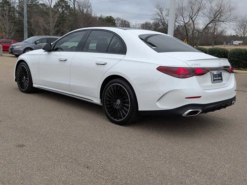 Used 2024 Mercedes-Benz E 350 4MATIC Sedan image 7