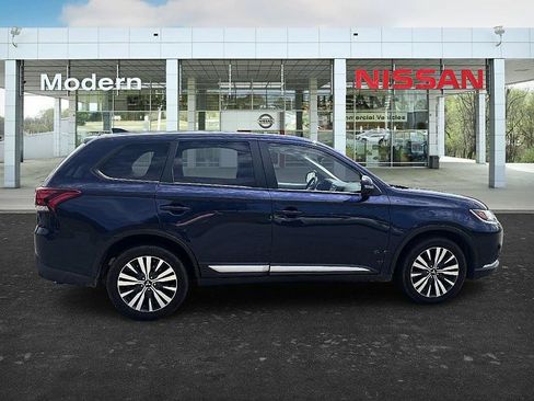 Used 2020 Mitsubishi Outlander SE FWD image 6