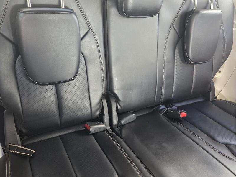 Certified 2023 Chrysler Pacifica Touring-L FWD image 19