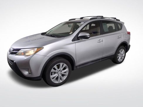 Used 2015 Toyota RAV4 Limited AWD/4WD image 1