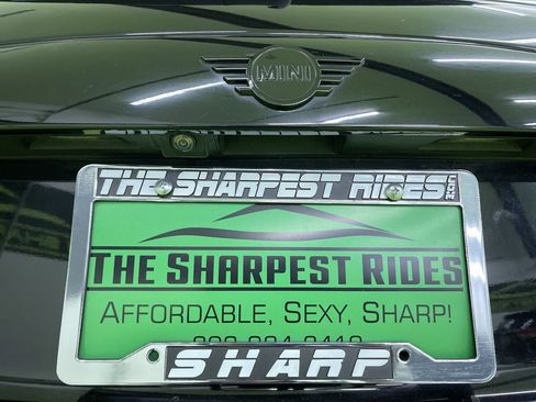 Used 2021 MINI Cooper 2-Door Hardtop image 12