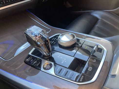 Used 2020 BMW X7 xDrive40i image 52