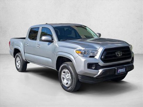 Used 2022 Toyota Tacoma SR image 3