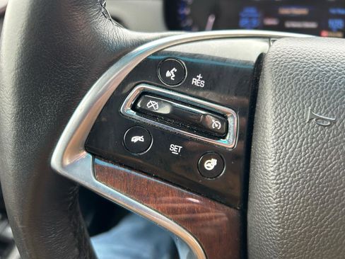 Used 2014 Cadillac XTS Luxury image 19