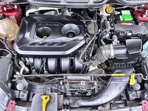 Used 2021 Ford EcoSport Titanium image 15