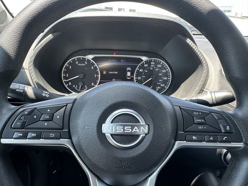 Used 2024 Nissan Sentra SV FWD image 24