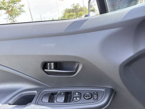 Used 2025 Nissan Versa S w/ Trunk Package FWD image 14