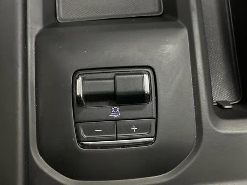 Used 2024 GMC Sierra 3500 Denali Ultimate image 28