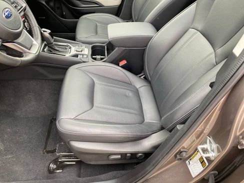 Used 2023 Subaru Forester Limited AWD/4WD image 17