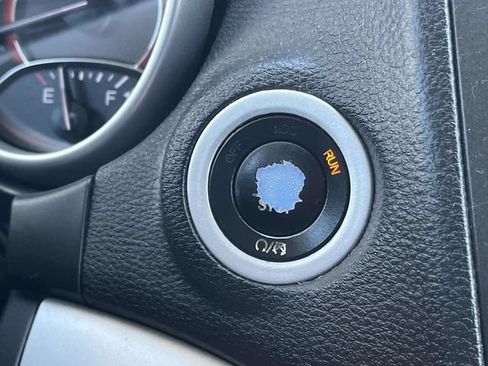 Used 2017 Dodge Journey SXT FWD image 31