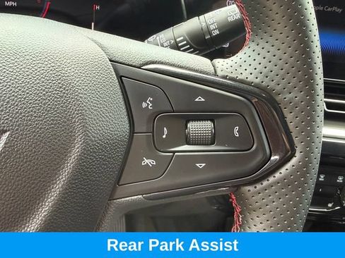 Used 2025 Chevrolet Trax RS w/ Driver Confidence Package FWD image 5