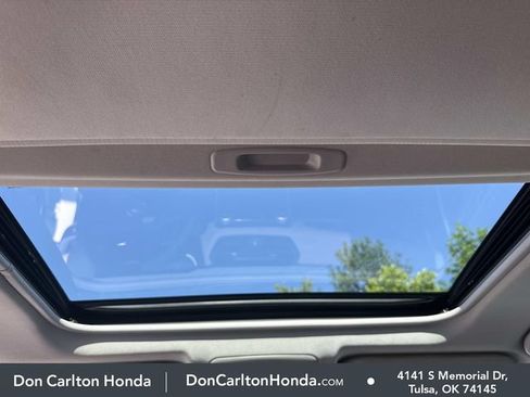 Used 2020 Toyota RAV4 XLE w/ Convenience Package FWD image 15