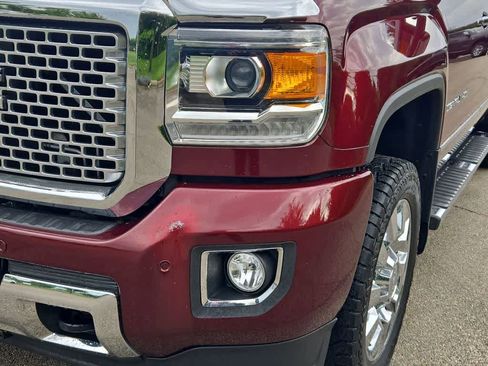 Used 2016 GMC Sierra 2500 Denali w/ Driver Alert Package AWD/4WD image 11