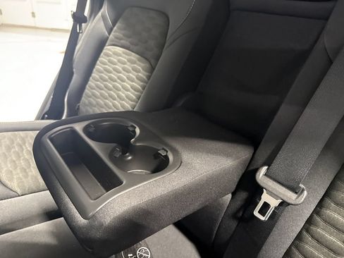 Used 2024 Nissan Pathfinder SV FWD image 39