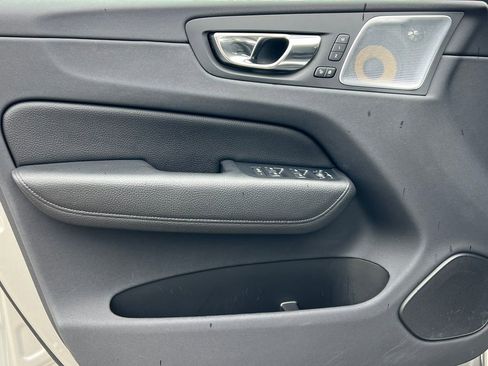 Used 2018 Volvo XC60 T8 Inscription w/ Advanced Package AWD/4WD image 15