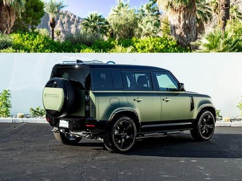 New 2026 Land Rover Defender 110 X-Dynamic SE image 6