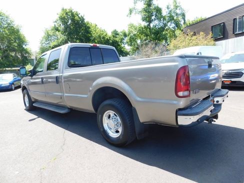 Used 2002 Ford F350 Lariat image 3