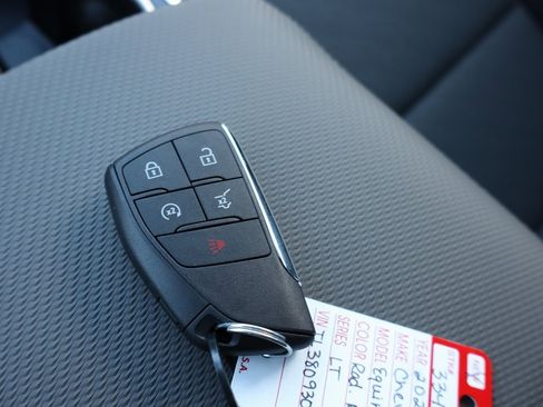 New 2026 Chevrolet Equinox LT image 29