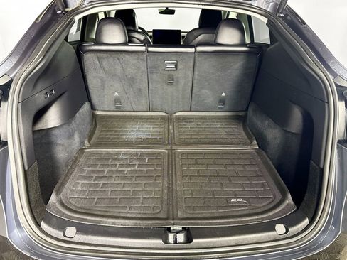 Used 2022 Tesla Model Y Performance image 22