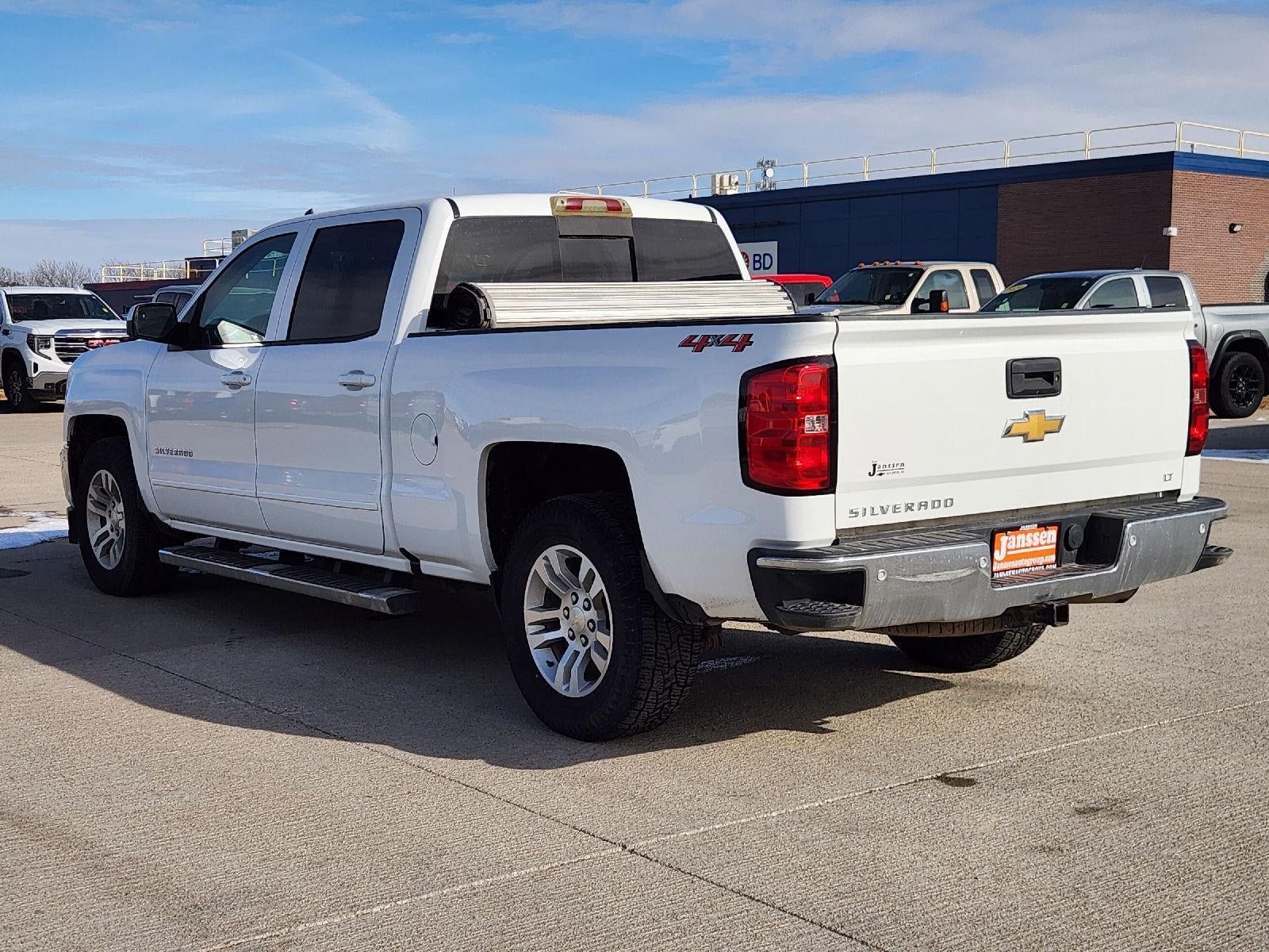 Used 2018 Chevrolet Silverado 1500 LT w/ All Star Edition AWD/4WD image 8