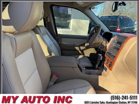 Used 2010 Ford Explorer Eddie Bauer image 26