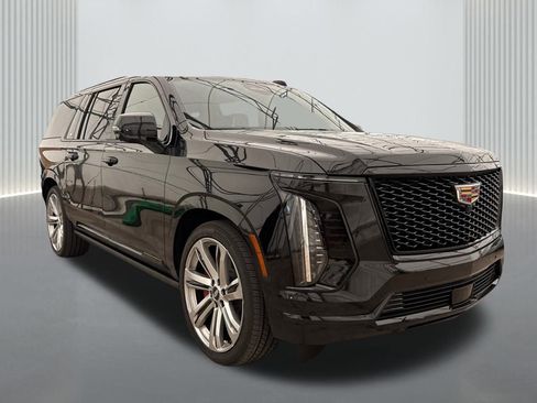 New 2025 Cadillac Escalade ESV Sport Platinum image 3