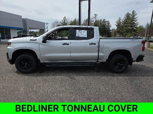 Used 2022 Chevrolet Silverado 1500 Custom Trail Boss w/ LPO, Dark Essentials Package AWD/4WD image 6