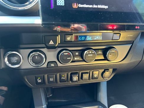 Used 2021 Toyota Tacoma TRD Pro AWD/4WD image 26