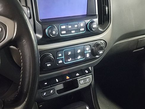 Used 2017 Chevrolet Colorado Z71 image 5