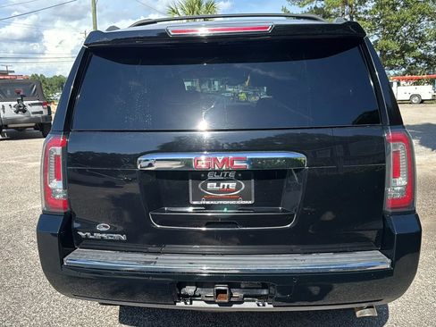 Used 2016 GMC Yukon Denali w/ Open Road Package AWD/4WD image 6