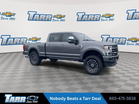 Used 2022 Ford F250 Platinum AWD/4WD image 2