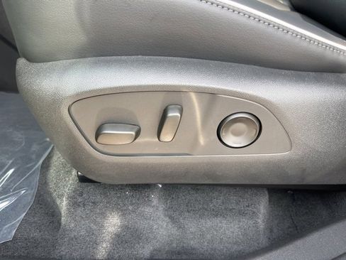 New 2025 Buick Enclave Preferred w/ Power Package image 14