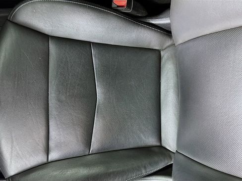 Used 2020 Cadillac XT6 Premium Luxury w/ LPO, Floor Liner Package image 19