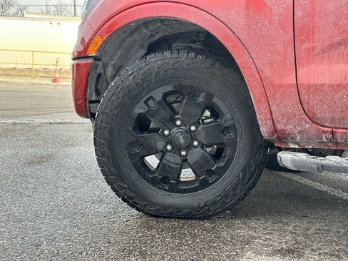 Certified 2019 Ford Ranger Lariat w/ Black Appearance Package image 9