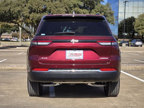New 2025 Jeep Grand Cherokee Laredo X image 5