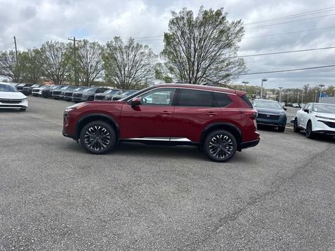 New 2026 Nissan Rogue Platinum image 7