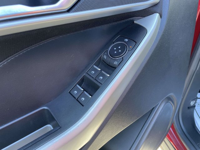 Used 2020 Ford Explorer XLT AWD/4WD image 21