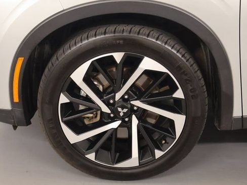 Used 2024 Mitsubishi Outlander SE AWD/4WD image 7