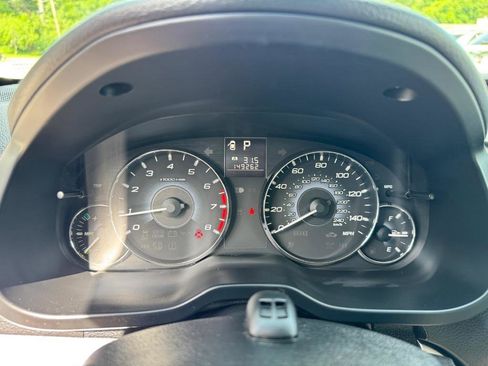 Used 2010 Subaru Outback 2.5i Premium image 17