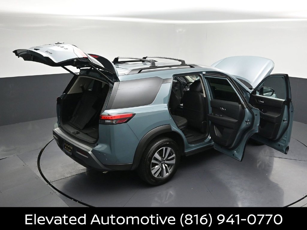 Certified 2026 Nissan Pathfinder SL AWD/4WD image 33