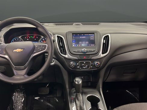 Used 2020 Chevrolet Equinox LT AWD/4WD image 11