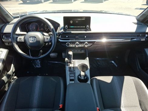 Used 2025 Honda Civic Sport image 11